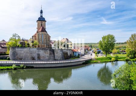 Città vecchia di Lauffen am Neckar, Germania Foto Stock