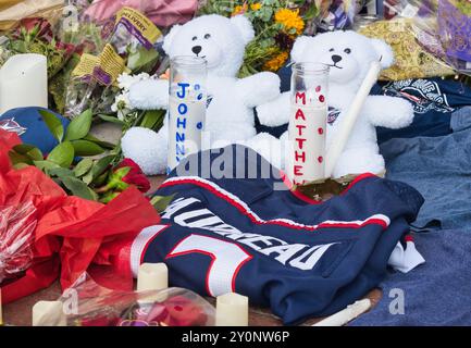 Johnny Gaudreau e suo fratello Matthew Gaudreau alla Nationwide Arena di Columbus, Ohio Foto Stock