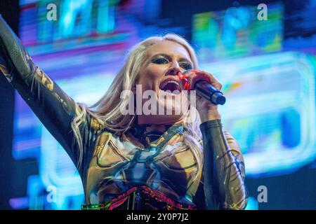 Trondheim, Norvegia. 24 agosto 2024. Il gruppo eurodance tedesco Cascada esegue un concerto dal vivo durante lo spettacolo We Love the 90 e 2000s a Trondheim. Foto Stock