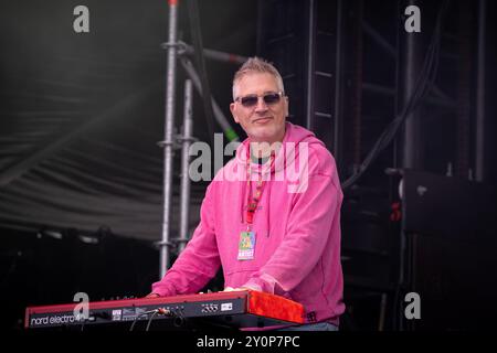 Trondheim, Norvegia. 24 agosto 2024. Il gruppo di danza svedese Daddy DJ esegue un concerto dal vivo durante lo spettacolo We Love the 90 e 2000s a Trondheim. Foto Stock