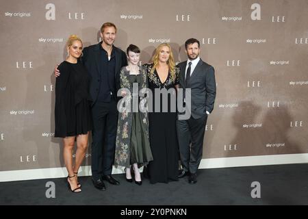 (Da sinistra a destra) Noemie Merlant, Alexander Skarsgard, Andrea Riseborough, Kate Winslet e Andy Samberg assistono alla prima inglese di Lee, all'Odeon Luxe, Leicester Square, Londra. Data foto: Martedì 3 settembre 2024. Foto Stock