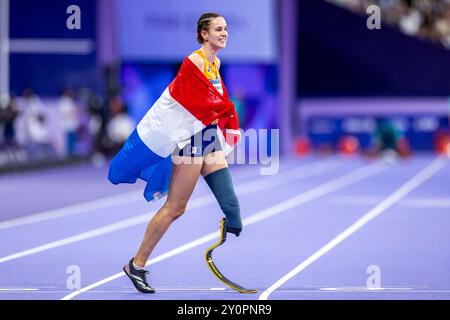 PARIGI - Kimberly Alkemade vince l'oro nella finale dei 200 metri T64 durante i Giochi Paralimpici. ANP MARCEL VAN HOORN Foto Stock