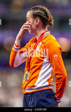 PARIGI - Kimberly Alkemade vince l'oro nella finale dei 200 metri T64 durante i Giochi Paralimpici. ANP MARCEL VAN HOORN Foto Stock