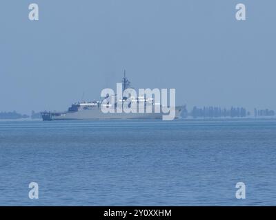 Sheerness, Kent, Regno Unito. 4 settembre 2024. La nave da guerra giapponese Kashima vista ancorata a Sheerness, Kent, stamattina. La nave è la nave da addestramento di punta della Japan Maritime Self-Defense Force (JMSDF) costruita negli anni '1990 Crediti: James Bell/Alamy Live News Foto Stock