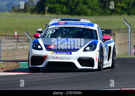 Samuel Harvey, Porsche 718 Cayman GT4 Clubsport, Xentek Motorsport, Porsche Sprint Challenge Gran Bretagna 2024, una singola serie di marchi con tutti i drive Foto Stock