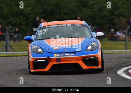 Paul Porter, Porsche 718 Cayman GT4 Clubsport, Team Parker Racing, Porsche Sprint Challenge Gran Bretagna 2024, una singola serie di marchi con tutti i piloti Foto Stock