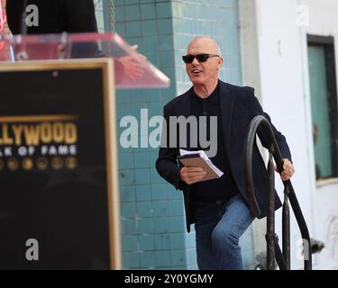 Los Angeles, Stati Uniti. 3 settembre 2024. LOS ANGELES - SEP 4: Michael Keaton alla Tim Burton Star Ceremony sulla Hollywood Walk of Fame il 4 settembre 2024 a Los Angeles, CA (foto di Katrina Jordan/Sipa USA) crediti: SIPA USA/Alamy Live News Foto Stock