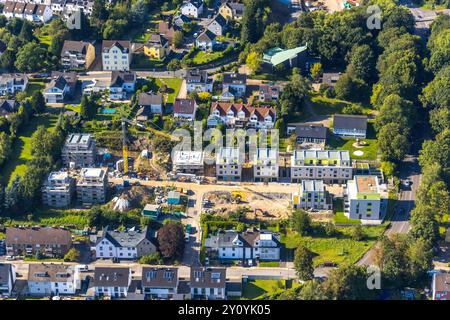 Luftbild, Baustelle Neubau Wohnsiedlung IM Westenfeld, Kindergarten und Kirche Heilig Geist, Baak, Hattingen, Ruhrgebiet, Nordrhein-Westfalen, Deutschland ACHTUNGxMINDESTHONORARx60xEURO *** Vista aerea, cantiere nuovo complesso residenziale IM Westenfeld, asilo e chiesa Heilig Geist, Baak, Hattingen, regione della Ruhr, Renania settentrionale-Vestfalia, Germania ACHTUNGxMINDESTHONORARx60xEURO Foto Stock