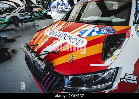 49 a Burcu, PONS Fabrizia, Skoda Fabia Evo Rally2, ambiente durante il Rally Acropoli Grecia 2024, decimo round del Campionato Mondiale Rally Car 2024, dal ÃETINKAYA al 4 settembre 2024 a Lamia, Grecia Foto Stock