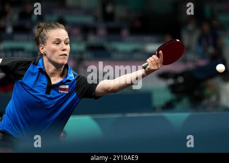 Parigi, Francia. 4 settembre 2024. Natalia Partyka della Polonia gareggia durante la finale di singolo femminile di Para Table Tennis WS10 contro Yang Qian dell'Australia ai Giochi Paralimpici di Parigi 2024, in Francia, 4 settembre 2024. Crediti: Zhang Cheng/Xinhua/Alamy Live News Foto Stock