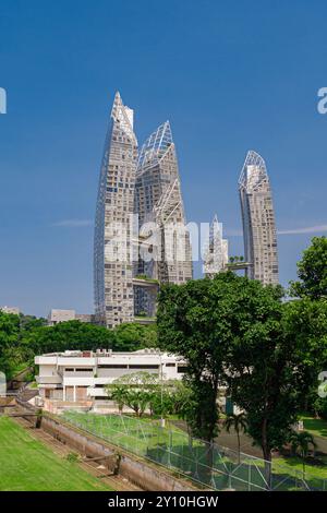 Singapore - 13 giugno 2024: Keppel Bay è un lussuoso complesso residenziale sul lungomare. Questo lussuoso complesso residenziale fronte mare ha ricevuto molti design Foto Stock