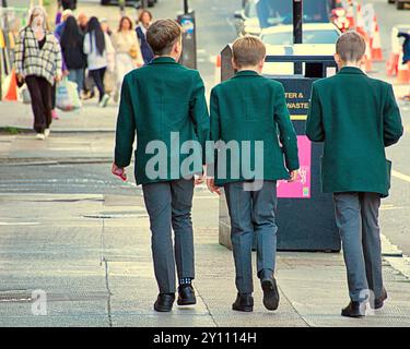 Glasgow, Scozia, Regno Unito. 4 settembre 2024. Meteo nel Regno Unito: Soleggiato in città con un ritorno del tempo estivo in città. Credit Gerard Ferry/Alamy Live News Foto Stock