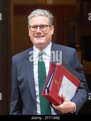 Londra, Inghilterra, Regno Unito. 4 settembre 2024. Il primo ministro britannico KEIR STARMER è stato visto lasciare il 10 di Downing Street per la sessione delle domande del primo ministro. (Credit Image: © Tayfun Salci/ZUMA Press Wire) SOLO PER USO EDITORIALE! Non per USO commerciale! Foto Stock