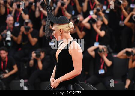 Venedig, Italia. 4 settembre 2024. Lada Gaga partecipa alla prima del film "Joker: Folie à Deux" alla 81a Mostra Internazionale d'Arte cinematografica di Venezia. Crediti: Stefanie Rex/dpa-Zentralbild/dpa/Alamy Live News Foto Stock