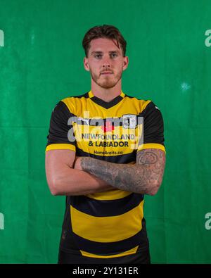 Barrow's Connor Mahoney durante il Barrow AFC Photocall a Holker Street, Barrow-in-Furness, mercoledì 4 settembre 2024. (Foto: Ian Allington | mi News) crediti: MI News & Sport /Alamy Live News Foto Stock