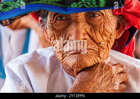 Laboratorio per ostetriche tradizionali, San Bartolome Jocotenango, Guatemala, America centrale. Foto Stock