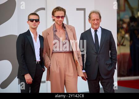 Venezia, Italia. 4 settembre 2024. Venezia, Italia. 4 settembre 2024. 81° Mostra cinematografica di Venezia a Venezia, Italia, il 4 settembre 2024. Anteprima "Joker: Folie A Deux" Stefan Crepon, Benjamin Voisin, Vincent Lindon, 81. Internationale Filmfestspiele Venedig 2024 - Premiere 'jouer Avec le Feu' (il figlio tranquillo) - 20240904 PD12503 credito: APA-PictureDesk/Alamy Live News credito: APA-PictureDesk/Alamy Live News Foto Stock