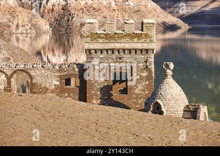 Serbatoio SAU. Cambiamento climatico e desertificazione. Secchezza in Catalogna. Spagna Foto Stock