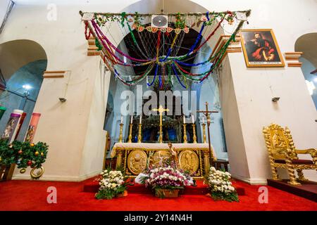 Chiesa di Santiago Apóstol, 1547, Santiago Atitlan, dipartimento di Sololá, Guatemala, America centrale. Foto Stock