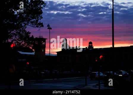 Tramonto sulla strada a Malmo, Svezia Foto Stock