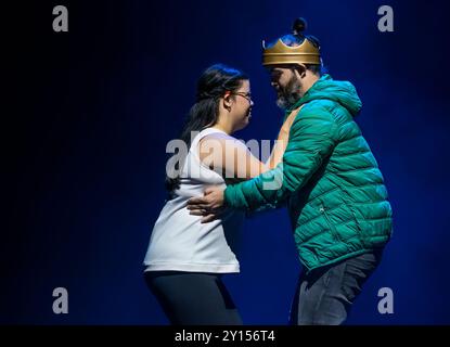 Spettacolo di Amleto di Down's Syndrome Actors del Teatro la Plaza, Edinburgh International Festival, Scozia, Regno Unito Foto Stock