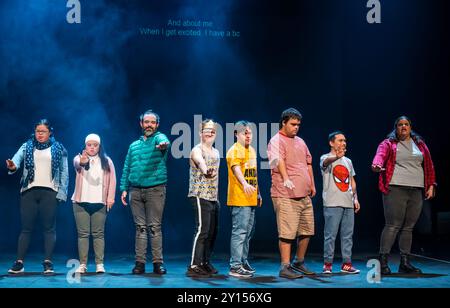 Spettacolo di Amleto di Down's Syndrome Actors del Teatro la Plaza, Edinburgh International Festival, Scozia, Regno Unito Foto Stock