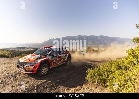 49 a Burcu, PONS Fabrizia, Skoda Fabia Evo Rally2, azione durante l'Acropolis Rally Grecia 2024, decimo round del WRC World Rally Car Championship 2024, dal ÃETINKAYA al 4 settembre 2024 a Lamia, Grecia Foto Stock