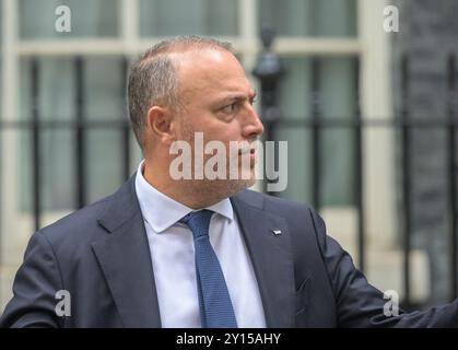 Dr. Husam Zomlot - Capo della missione palestinese nel Regno Unito - partenza 10 Downing Street 4 settembre 2024 Foto Stock