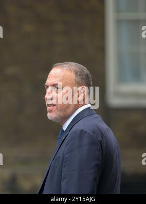 Dr. Husam Zomlot - Capo della missione palestinese nel Regno Unito - partenza 10 Downing Street 4 settembre 2024 Foto Stock