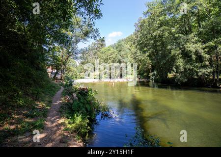 Góis Rio Ceira Praia Fluvial do Pego Escuro Foto Stock