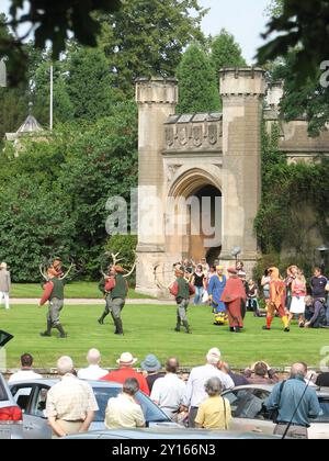 Abbots Bromley, ballerini di corno alla Blithfield Hall Foto Stock