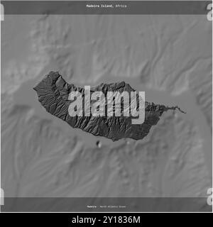 Isola di Madeira nell'Oceano Atlantico settentrionale, appartenente al Portogallo, ritagliata su una mappa a due livelli Foto Stock