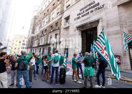 Roma, Italia. 5 settembre 2024. Il presidente della regione Francesco Rocca incontra il Ministro Adolfo Urso al Minstero per le imprese ed il Made in Italy per un tavolo sulla Fondazione Santa Lucia Roma, Italia Ñ Gioved“ 05 settembre 2024 - Cronaca - (foto di Cecilia Fabiano/LaPresse) il Presidente della regione Francesco Rocca incontra il Ministro Adolfo Urso presso il Ministero delle imprese e del Made in Italy per una discussione sulla Fondazione Santa Lucia Roma, Italia - giovedì 05 settembre, settembre 2024 - News - (foto di Cecilia Fabiano/LaPresse) crediti: LaPresse/Alamy Live News Foto Stock