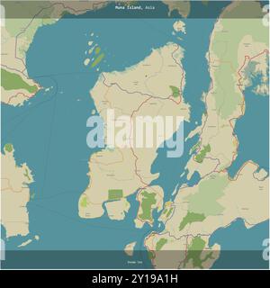 Muna Island nel Mare di banda, appartenente all'Indonesia, ritagliata in piazza su una mappa topografica in stile umanitario OSM Foto Stock