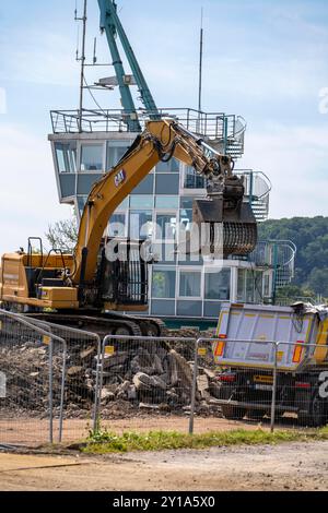 Demolizione della tribuna di regata presso il lago Baldeney, a Essen, la torre di regata rimane in piedi, l'intera struttura è stata riprogettata, ricostruita, ampliata, Foto Stock