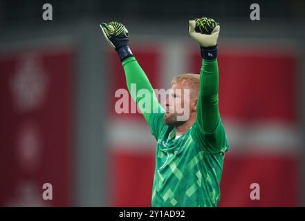 Parken, Copenaghen, Danimarca. 5 settembre 2024. La Danimarca Kasper Schmeichel festeggia durante una partita della UEFA Nations League, Danimarca contro Svizzera, a Parken, Copenaghen, Danimarca. Ulrik Pedersen/CSM/Alamy Live News Foto Stock