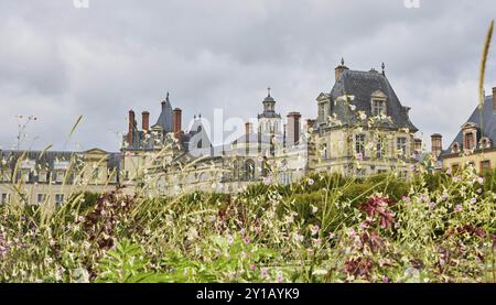 Castello Fontainebleau, Fontainebleau, Castello e Parco di Fontainebleau, Castello reale di Fontainebleau vicino Parigi, visto dal Grand Parterre, UNESC Foto Stock