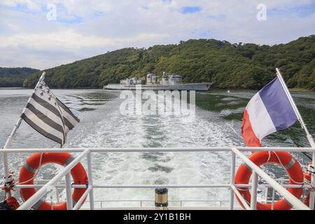 Ex fregata Primauguet D644, fregata de lutte anit-sous-marin de la classe Georges Leygues (tipo F70), cimitero navale Cimetiere des Navires de Lande Foto Stock