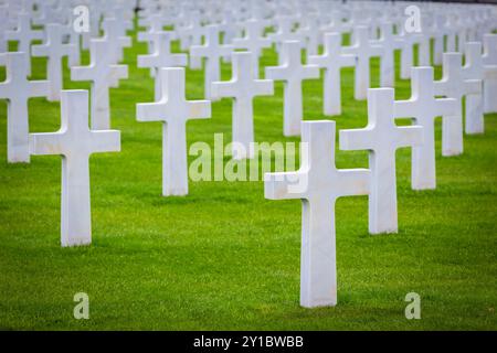 Vista del cimitero americano sulla spiaggia di Omaha. Colleville-sur-mer, Normandia, Francia, Europa occidentale. Foto Stock