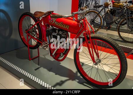 Una replica di motociclette indiana costruita su misura nel 1912 al Museo dell'Automobile di Termas de Rio Hondo, Argentina. Foto Stock