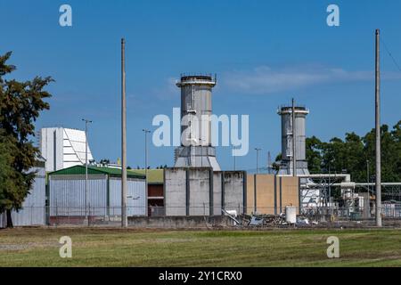L'impianto di produzione di energia termica a ciclo combinato YPF Luz a El Bracho, vicino a San Miguel de Tucumán, Argentina. Foto Stock