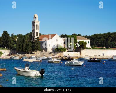 Monastero francescano e Chiesa di nostra Signora della Misericordia Hvar città di Hvar Dalmazia Croazia Foto Stock