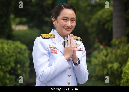 Bangkok, Thailandia. 6 settembre 2024. Il primo ministro tailandese Paetongtarn Shinawatra arriva alla sede del governo per la cerimonia di giuramento reale dei nuovi membri del governo a Bangkok. Credito: SOPA Images Limited/Alamy Live News Foto Stock