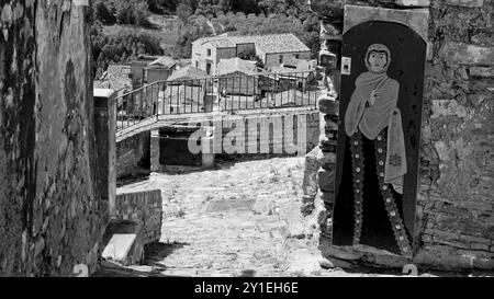 Villaggio fantasma di Rabatana, Tursi, Matera, Basilicata, Italia Foto Stock