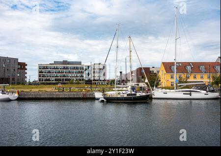 Fredericia, Jutland, Danimarca, 25 luglio 2024 - paesaggio sul vecchio porto Foto Stock