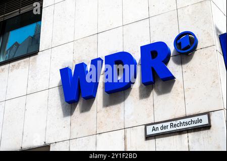 Köln, Renania settentrionale-Vestfalia, Germania, 25 luglio 2024 - segno della società di radiodiffusione WDR Foto Stock