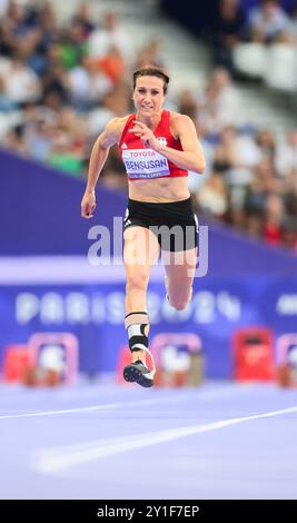 Parigi, Francia. 6 settembre 2024. Paralimpiadi, Parigi 2024, atletica leggera, Stade de France, 100m T64, finale femminile. Irmgard Bensusan dalla Germania in azione. Credito: Julian Stratenschulte/dpa/Alamy Live News Foto Stock