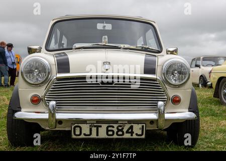 Low Ham.Somerset.Regno Unito. 20 luglio 2024.Una Leyland Mini britannica del 1971 è in mostra al Somerset Steam and Country Show Foto Stock