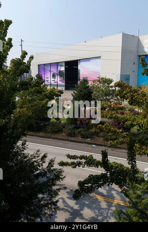 Renton, Washington, Stati Uniti. 6 settembre 2024. Vista elevata della fabbrica Boeing Renton, sede del programma MAX 737. Crediti: Paul Christian Gordon/Alamy Live News Foto Stock