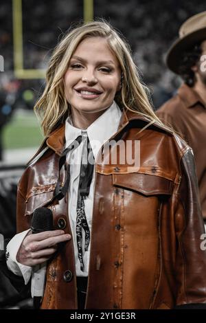 San Paolo, Brasile. 6 settembre 2024. La cantante brasiliana Luisa Sonza ha visto durante la partita tra i Philadelphia Eagles e i Green Bay Packers, valida per la prima settimana della National Football League, alla Corinthians Arena, a est di São Paolo, nella notte di questo venerdì 09/06/2024 credito: Brazil Photo Press/Alamy Live News Foto Stock